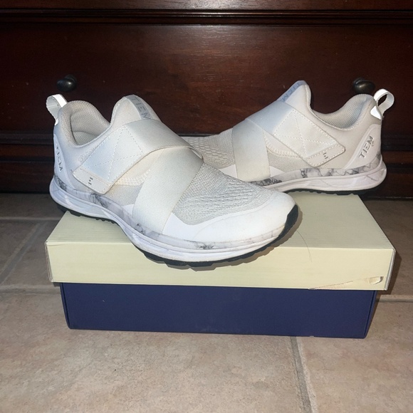 Tiem SlipStream Indoor Cycle Shoes - White Marble - Size 7 (EU 38) with SPDs - Picture 2 of 4